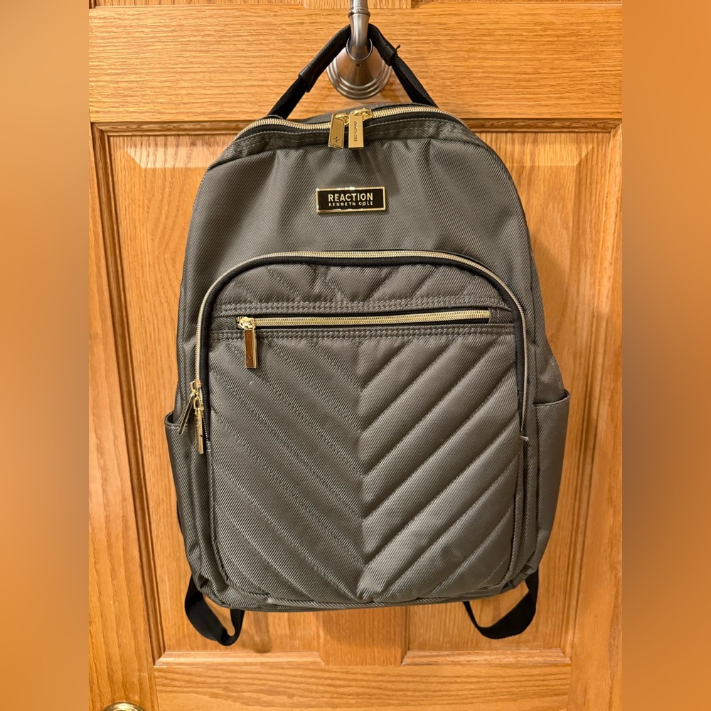 Kenneth Cole Reaction Olive Backpack